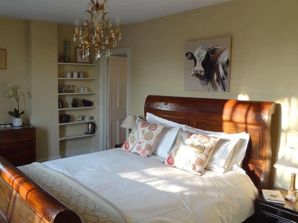 Huxham Farmhouse Bed and Breakfast East Pennard Esterno foto