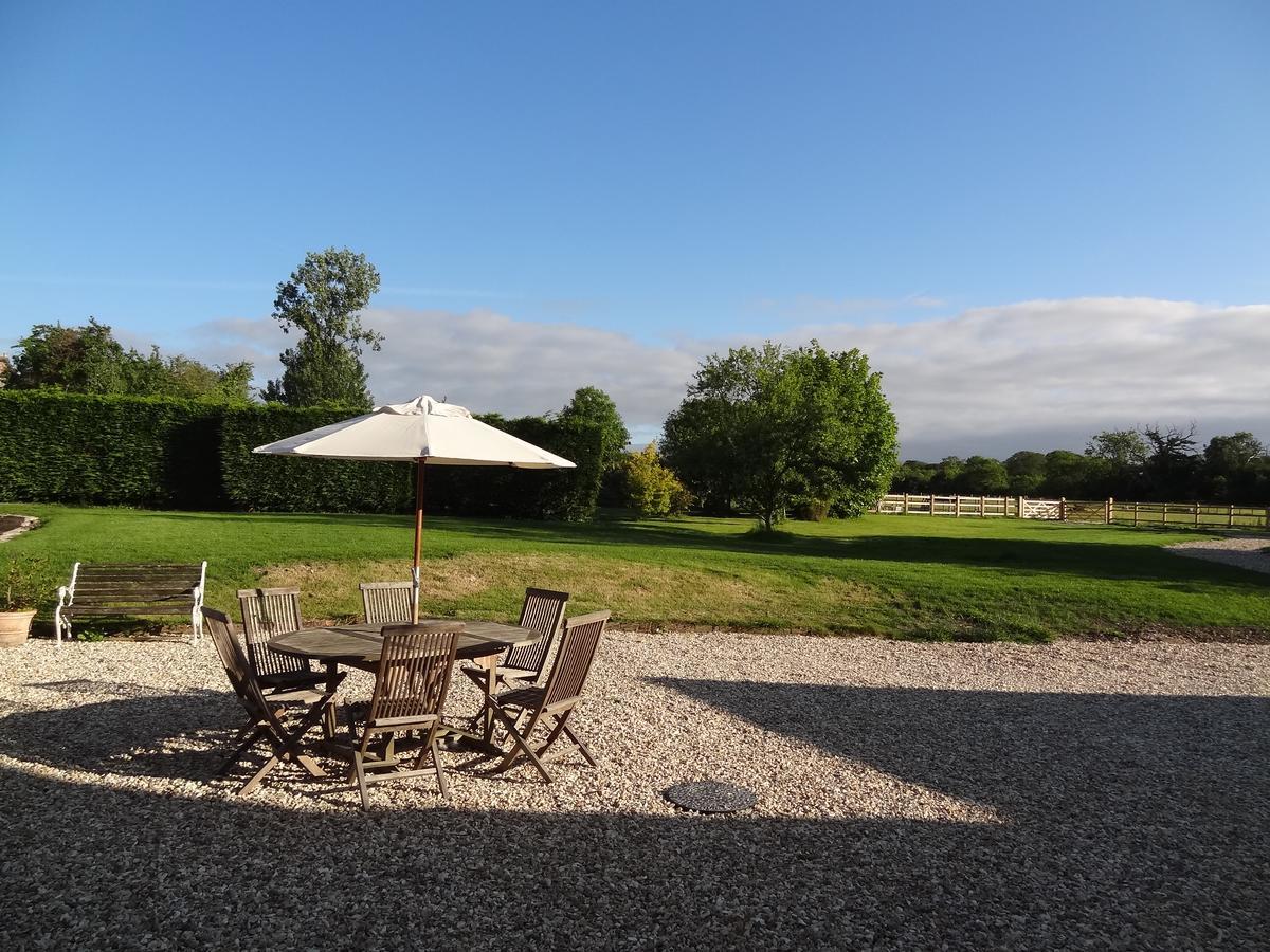 Huxham Farmhouse Bed and Breakfast East Pennard Esterno foto