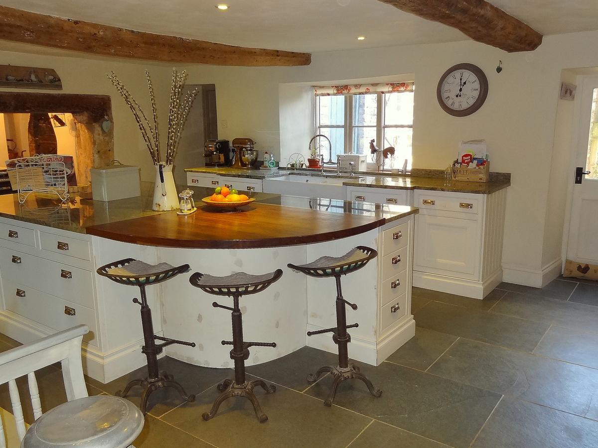 Huxham Farmhouse Bed and Breakfast East Pennard Esterno foto