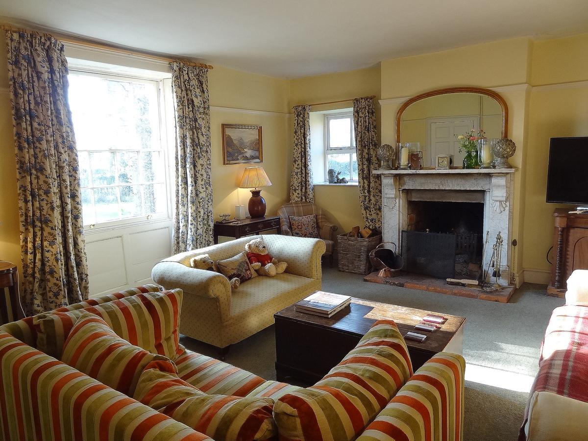 Huxham Farmhouse Bed and Breakfast East Pennard Esterno foto