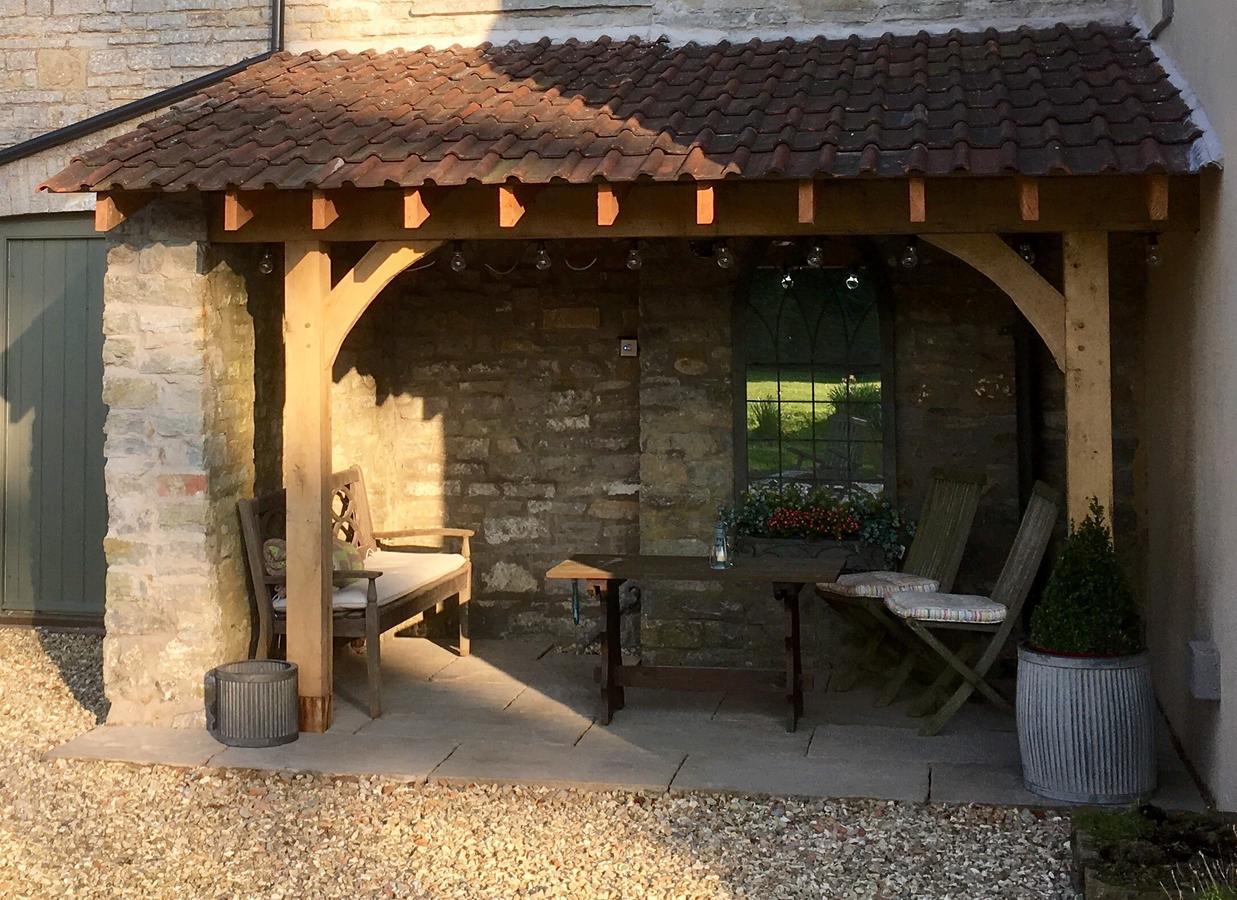 Huxham Farmhouse Bed and Breakfast East Pennard Esterno foto